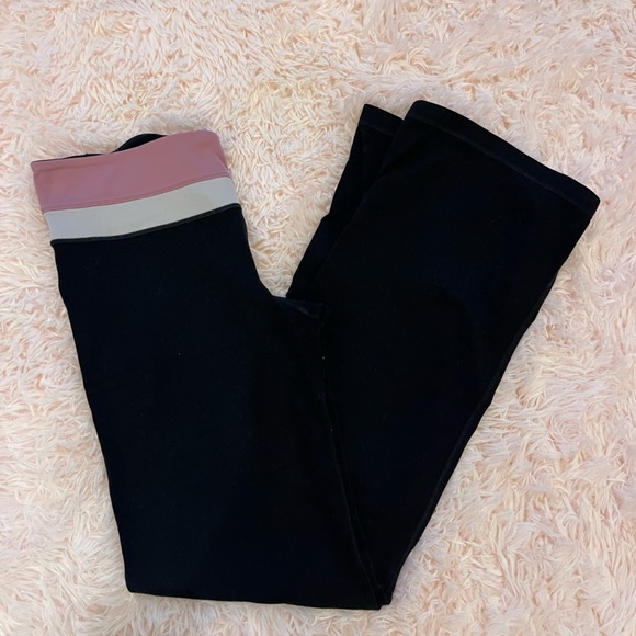 lululemon athletica Pants - Used condition Lululemon wide leg pants sz M - signs of wear